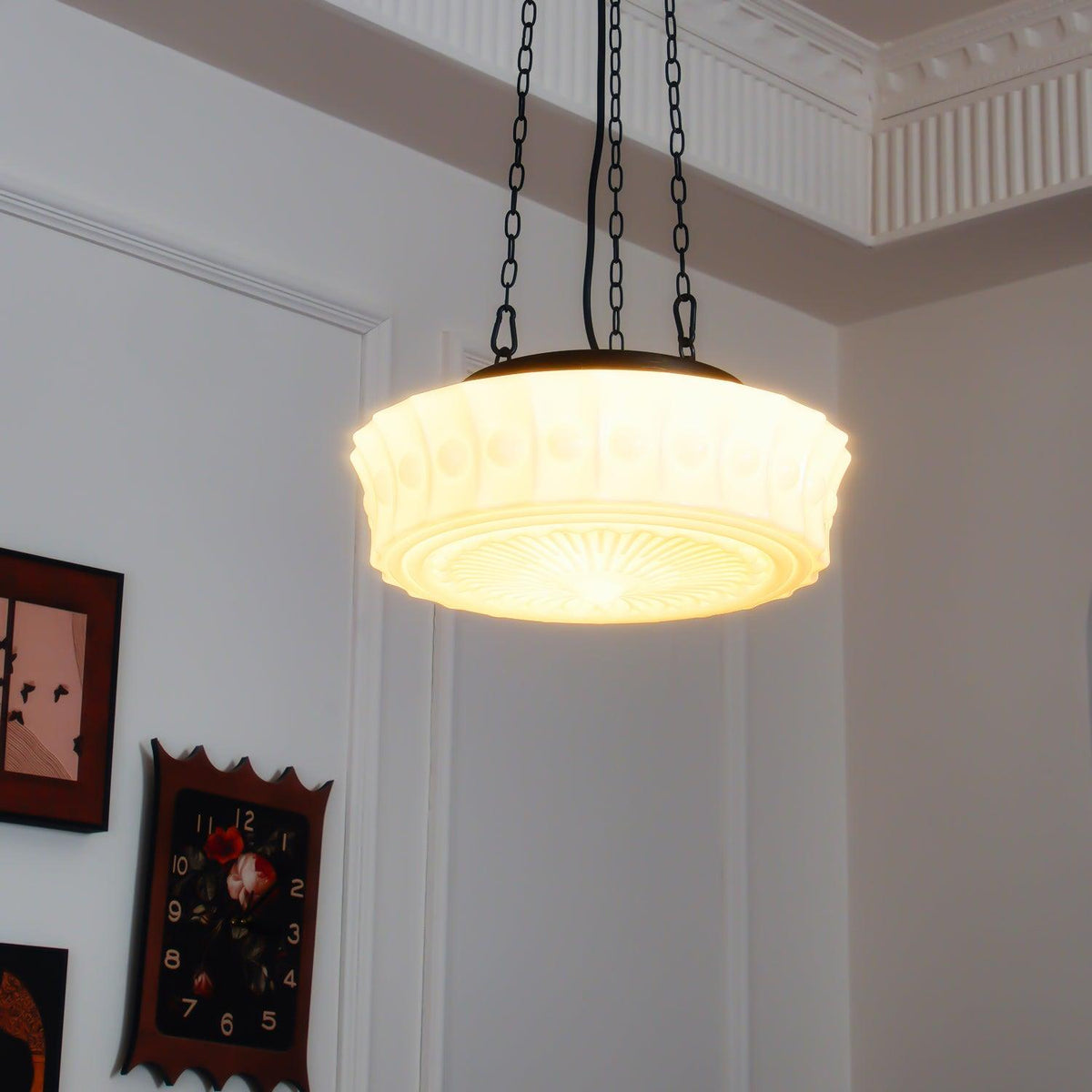 Hanging Ceiling Fixture with Dome Shade and Height-Adjustable Suspension for Kitchen Islands, Breakfast Nooks, Dining Spaces