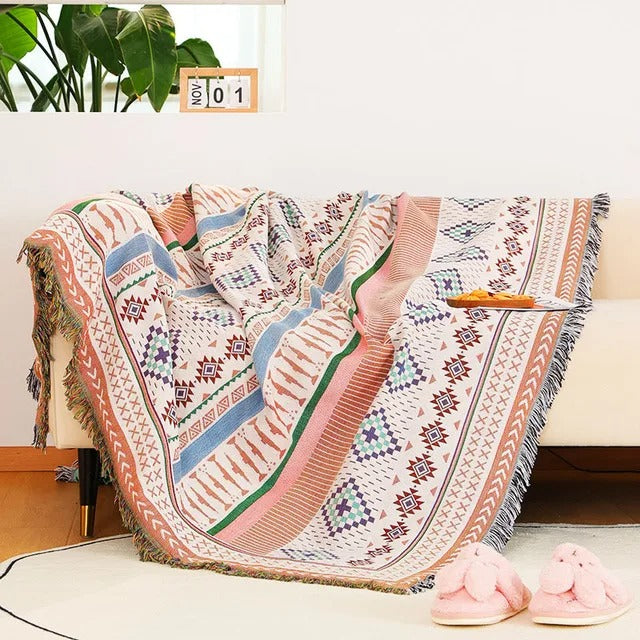 Manta tejida en jacquard de cuadros coloridos con flecos bohemios: un toque acogedor para el hogar