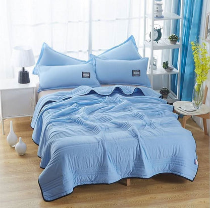 CoolBreeze | Cooling Blanket for Bed with Breathable Fabric | Lightweight Design for Hot Sleepers