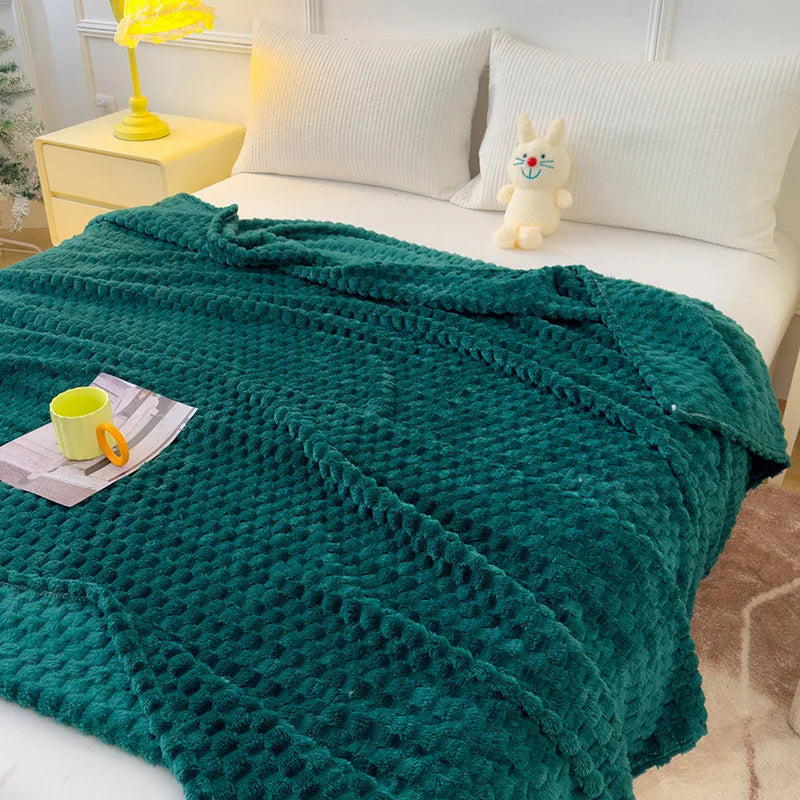 CosyNest | Fleece Throw Blanket with Soft Microfiber Fabric | Lightweight & Warm for Cozy Comfort