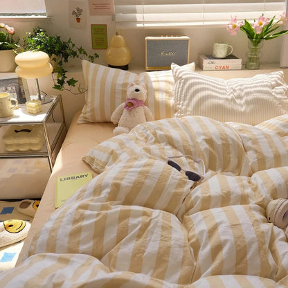 Cotton Crepe | Bedding Set with Breathable Comfort | Complete Quilt Set for Year-Round Use