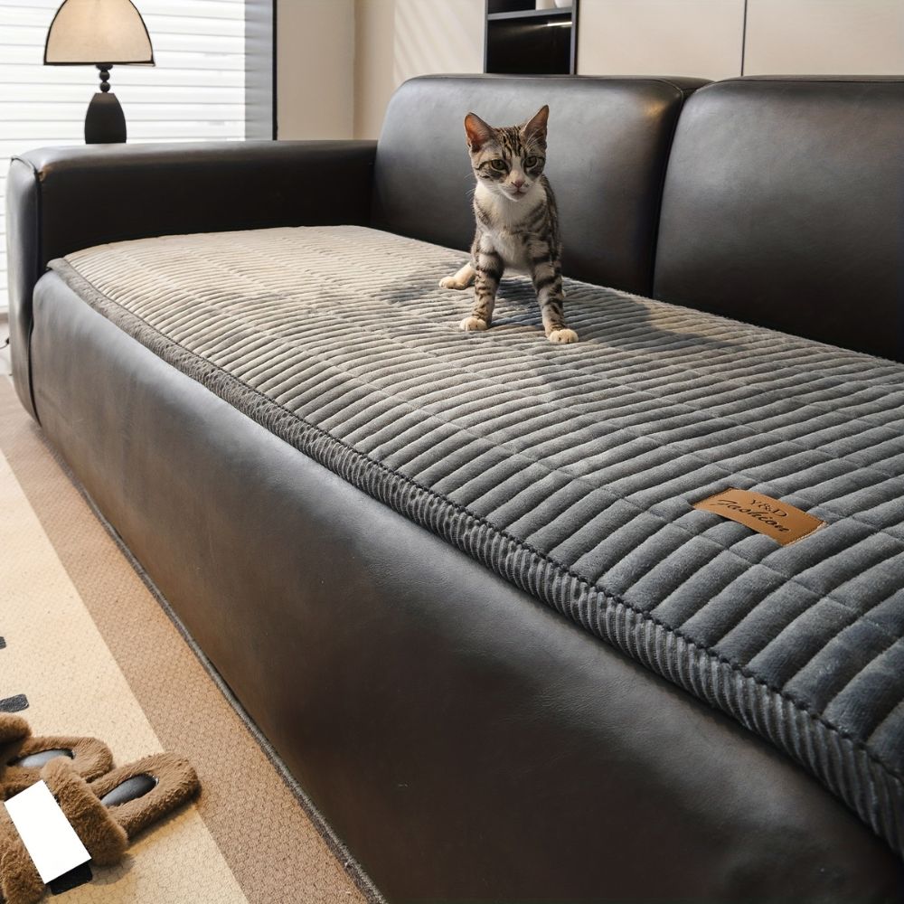 Manta para sofá Cozmo - Microfibra acolchada, diseño moderno para sofás seccionales y perros