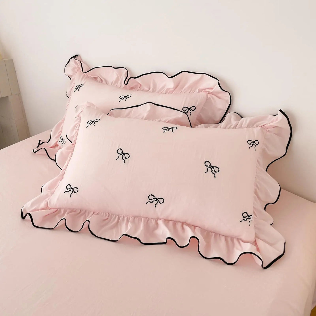 Ortekor Cozy Bow | Duvet Cover Set with Ruffle Embroidery Design | Soft Microfiber for Stylish Bedding