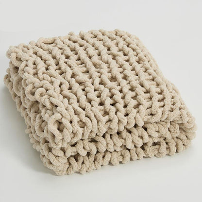 Cozy Chenille Chunky Knit Blanket Throw with Hand-Knotted Design for Ultimate Comfort
