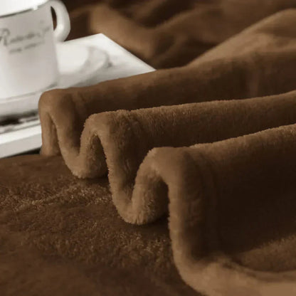 Cozy Fleece Blanket | Extra Soft Plush Material for Year-Round Comfort