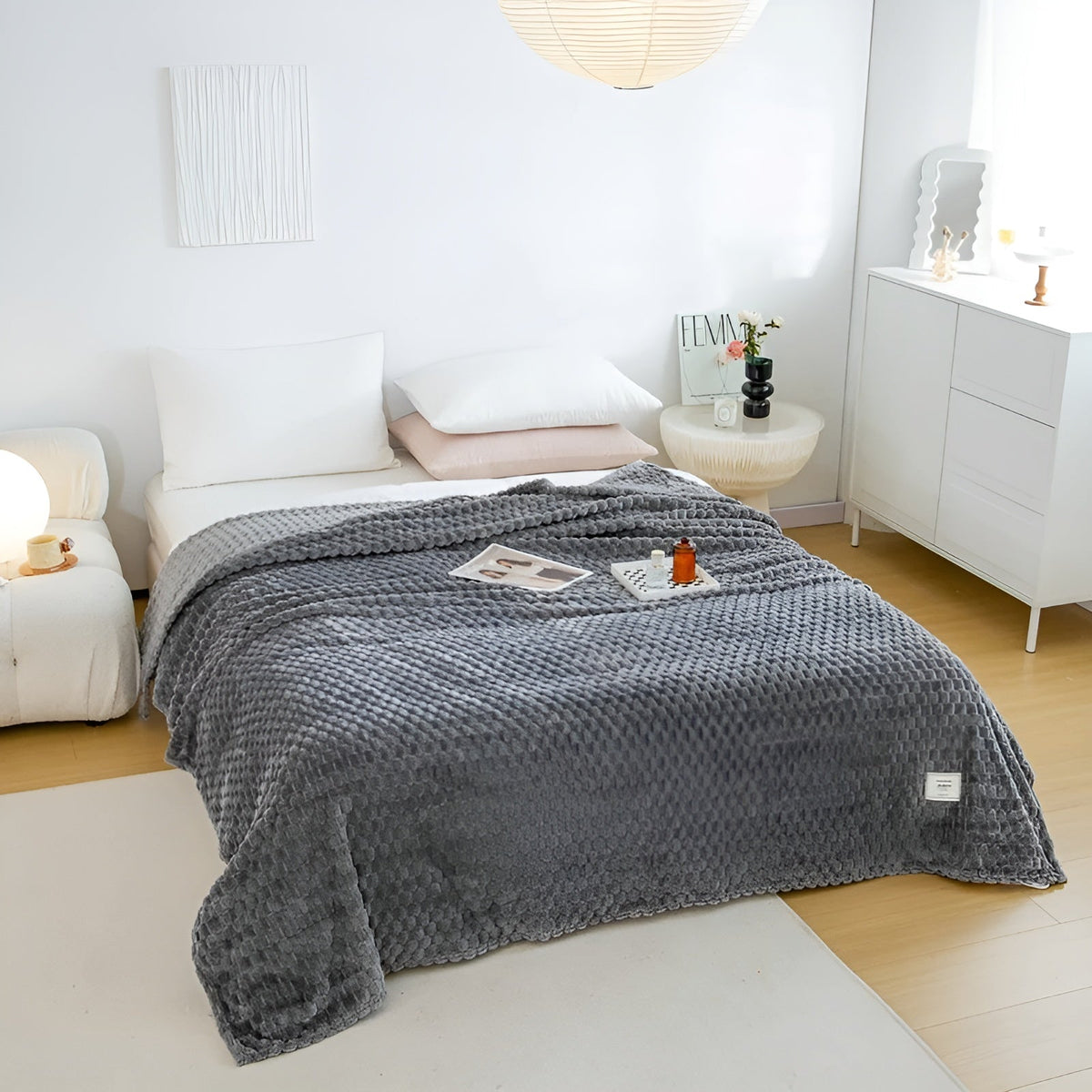 Cozy Microfiber Blanket with Heat Insulation | Soft Touch for Ultimate Comfort