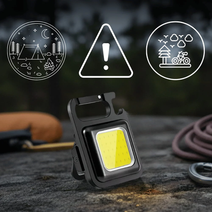 Linterna LED de bolsillo compacta con llavero