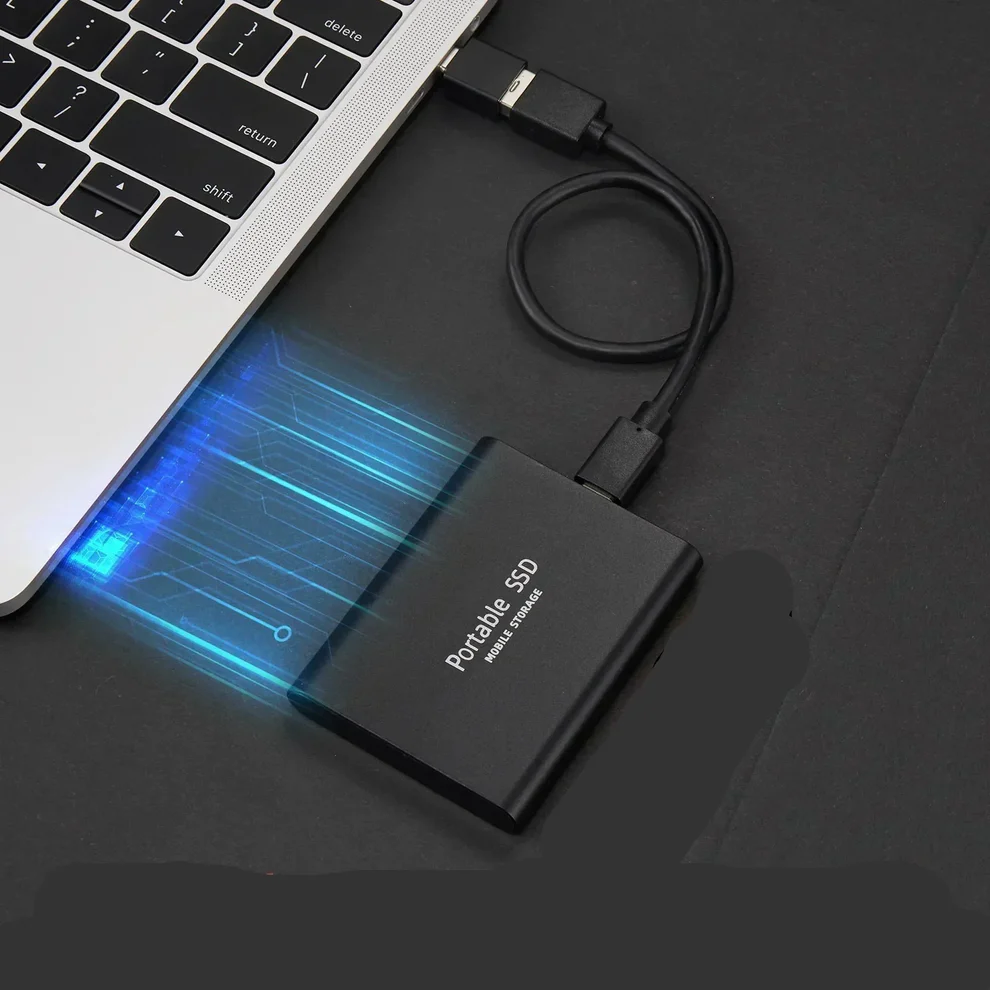 Unidad de estado sólido externa portátil rápida de 128 TB plateada