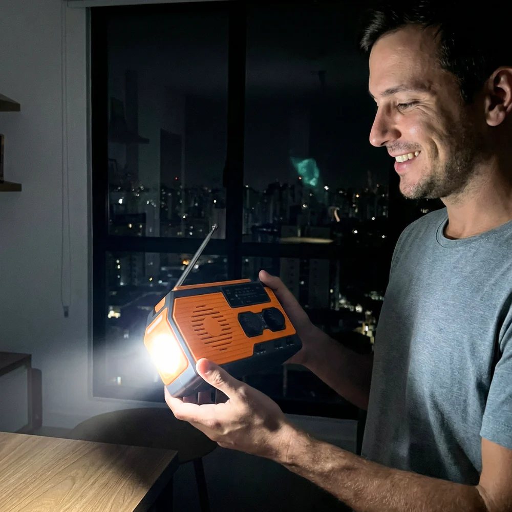 Kit de radio de emergencia portátil con energía solar