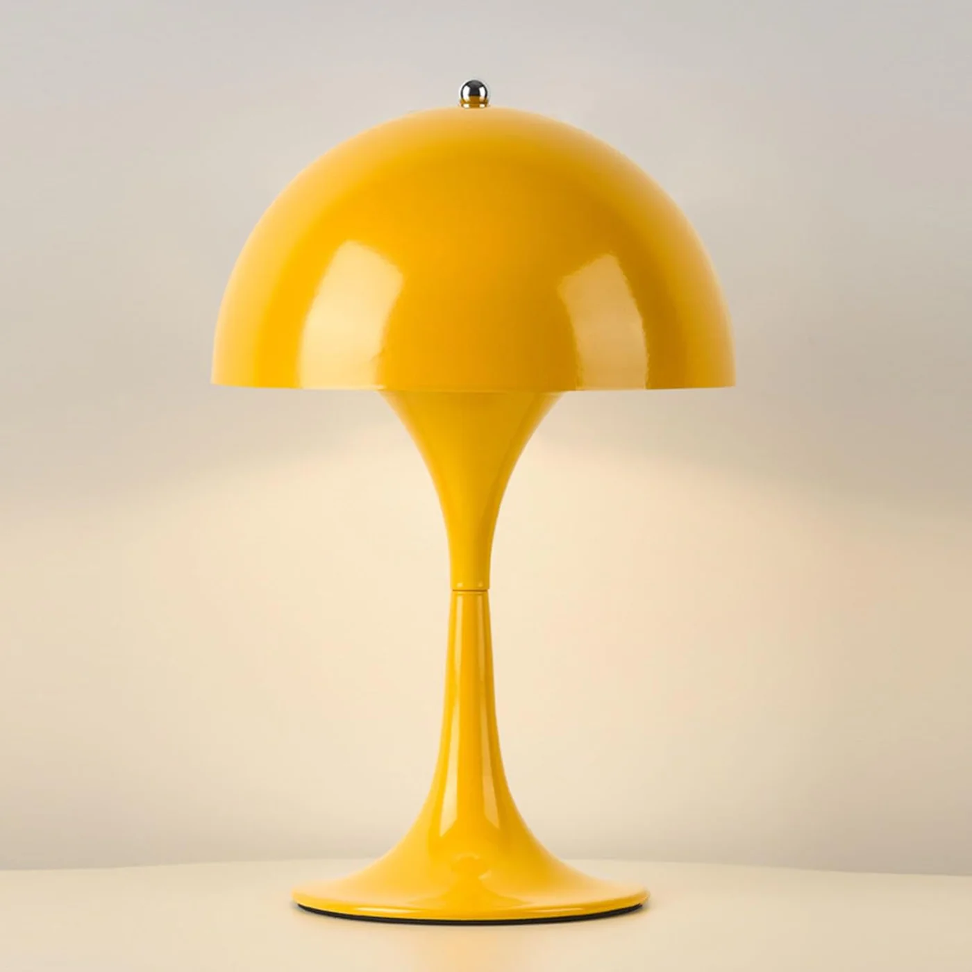 Lámpara de Mesa Inalámbrica Delgada Contemporánea