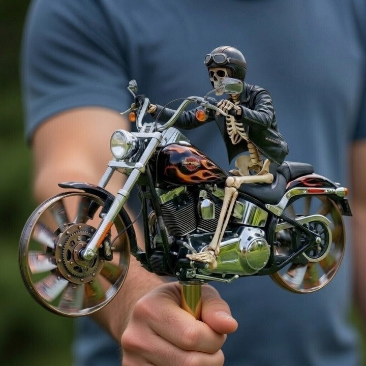 Skeleton Biker Wind Spinner Garden Stake Metal Chopper Motorcycle Lawn Ornament Outdoor Yard Art Halloween Decoration Spinning Wheels for