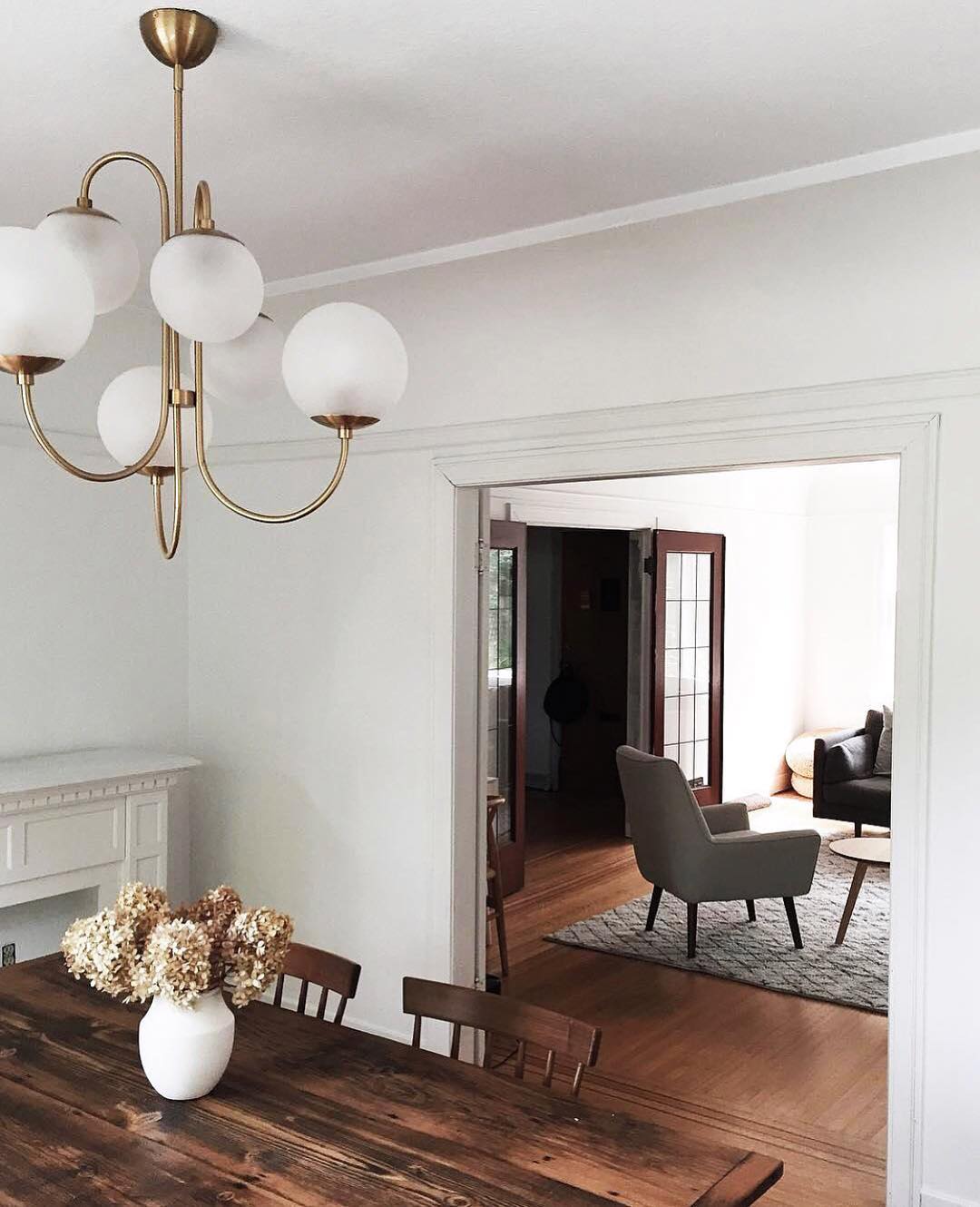 Multi-Arm Ceiling Light Fixture Metal Frame Frosted Glass Shades Gold Black White 30 Inch Diameter Living Room Dining Room Bedroom Overhead
