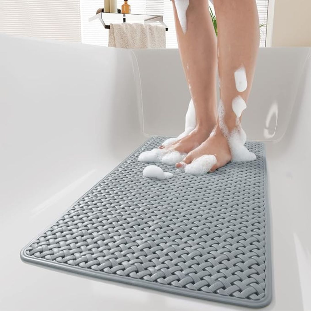 GripMaster | Non-Slip Bathtub Mat with Secure Suction Cups | Quick Drying Design for Enhanced Safety