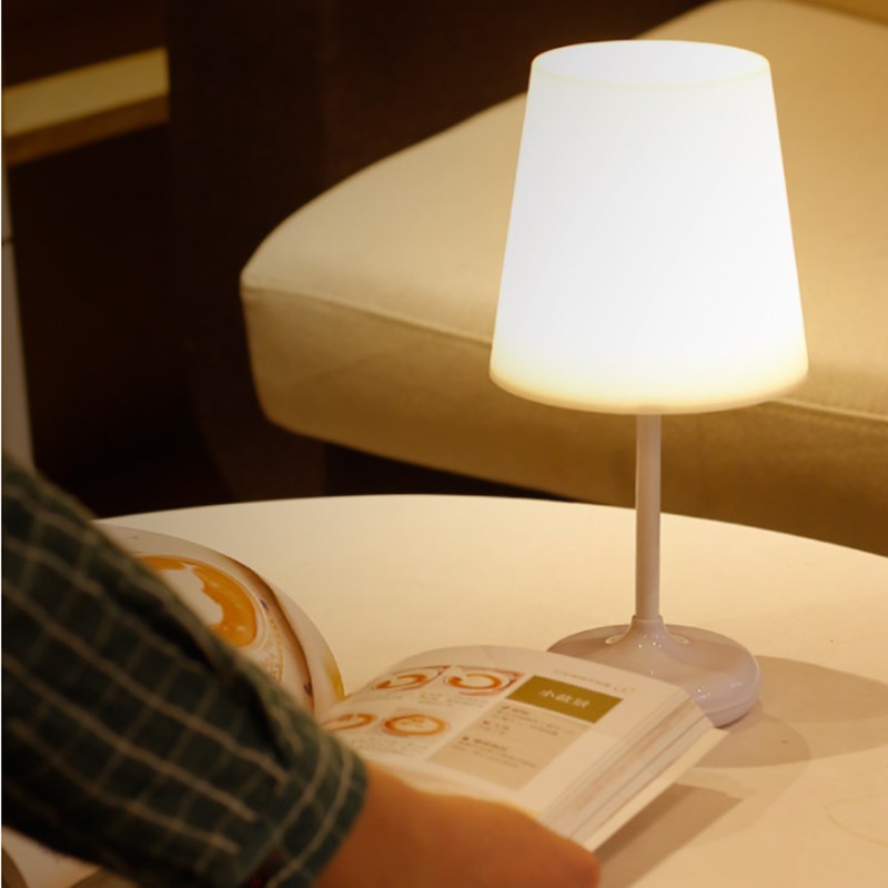 Dimmable USB Desk Lamp with Touch and Remote Control for Office Use