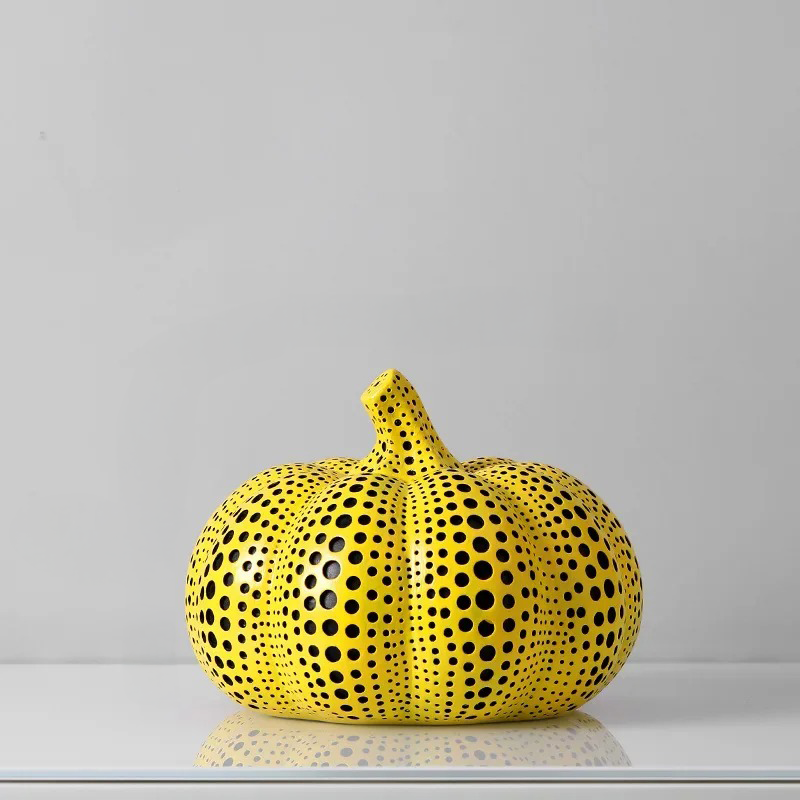 Hand-Painted Artistic Sculptures with Iconic Dot Design – Mico Ornament Collection