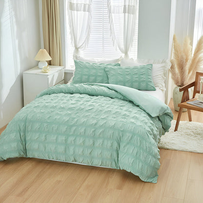 Lightweight Summer Duvet with Breathable Fabric for Cool Comfort