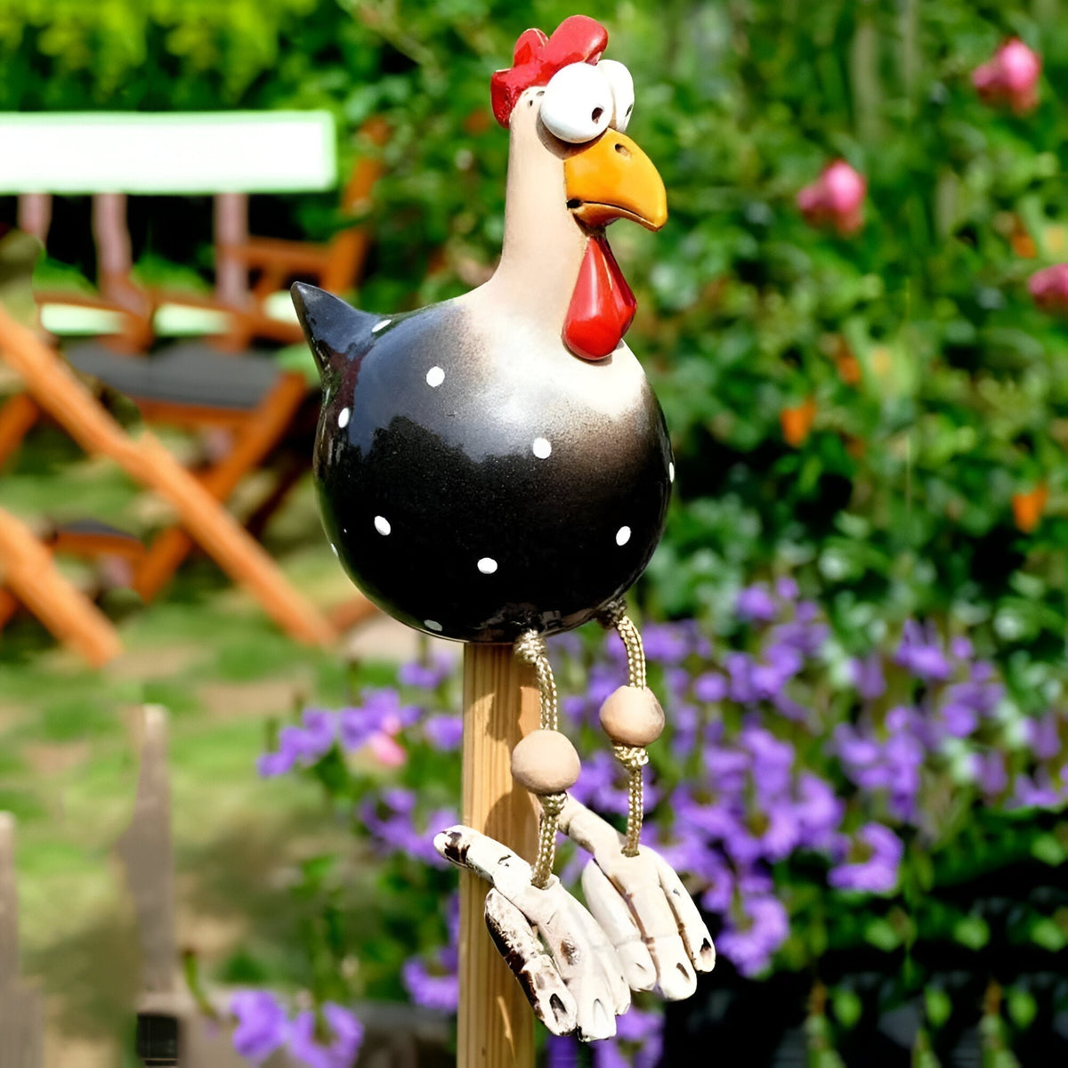 Estatuas de jardín caprichosas | Adorno de pollo grande de resina con ojos vibrantes | Decoración exterior duradera para un encanto único