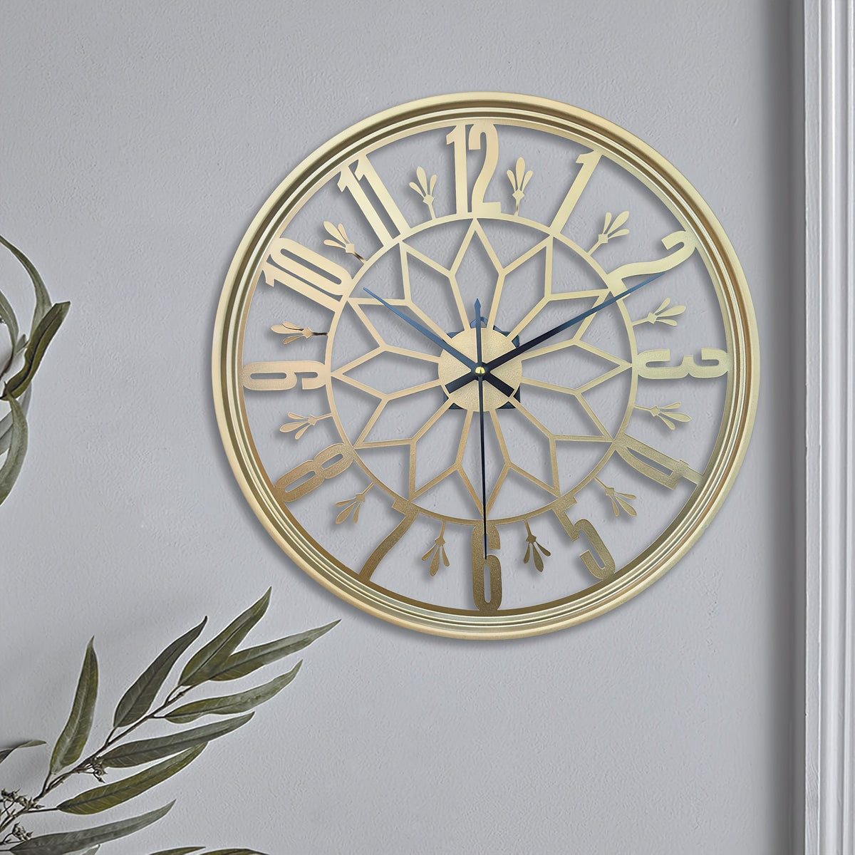 Ivy Vintage Wall Clock - Handcrafted Metal, Silent Movement Decor