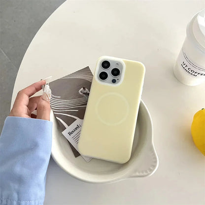 Silicone iPhone Case with Magnetic Ring Stand for 15 16 17 Pro Max