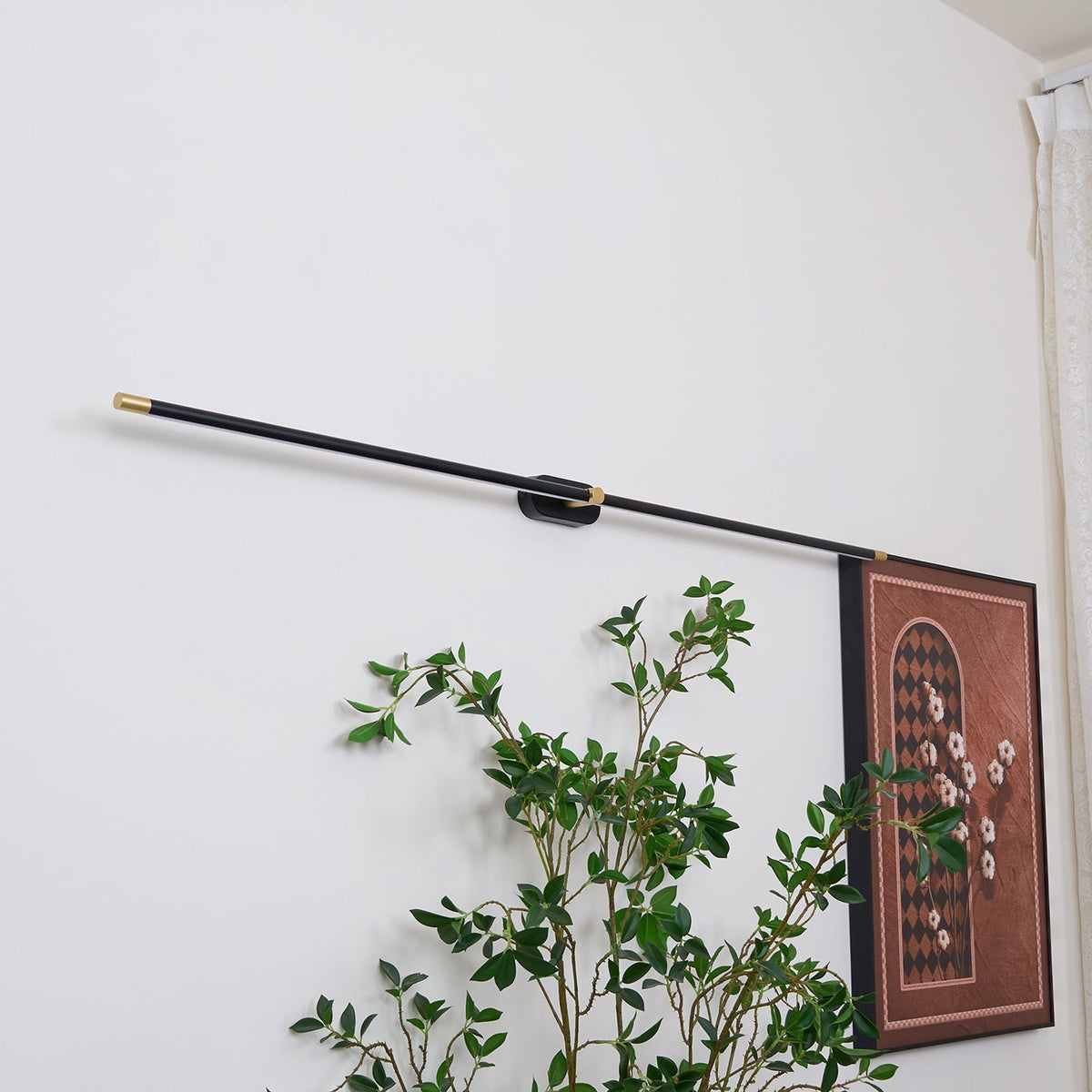 Metal Picture Light with Integrated LED 27-Inch to 50-Inch Artwork Accent Fixture Warm Glow for Gallery Walls & Hallways Modern Slim Profile