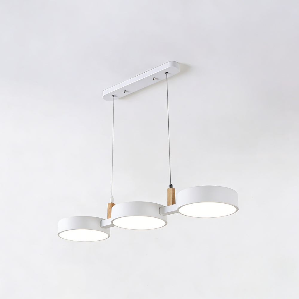 Lámpara de techo de triple pantalla para isla de cocina y comedor: luminaria de 30 pulgadas de materiales mixtos con cables ajustables y diseño de bajo perfil para