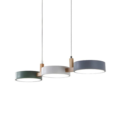 Lámpara de techo de triple pantalla para isla de cocina y comedor: luminaria de 30 pulgadas de materiales mixtos con cables ajustables y diseño de bajo perfil para