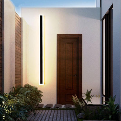 Aplique de pared LED para exteriores, luz lineal moderna de aluminio negro para patio, jardín y entrada, resistente al agua con clasificación IP65, lámpara de montaje en pared para interiores y exteriores