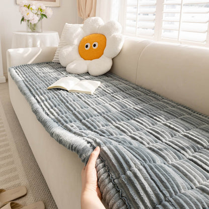 Plush Flannel Furniture Protector for Pets – Non-Slip Waterproof Sofa Throw for Dogs & Cats – Machine Washable Couch Shield