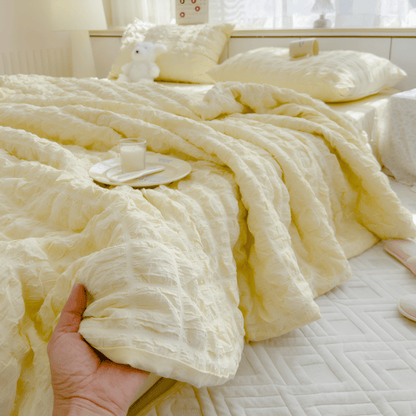Duvet Insert Lightweight, Cooling Lightweight Comforter for Hot Sleepers, Breathable Summer Comforter for Warm Nights