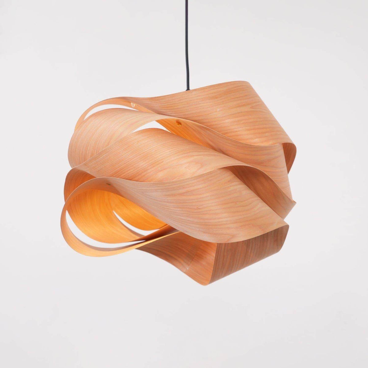 Lámpara de techo colgante con pantalla de veta de madera para isla de cocina, comedor y dormitorio, cable ajustable, lámpara de granja moderna, luz cálida, base E26