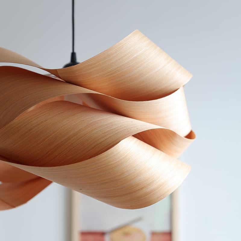 Lámpara de techo colgante con pantalla de veta de madera para isla de cocina, comedor y dormitorio, cable ajustable, lámpara de granja moderna, luz cálida, base E26