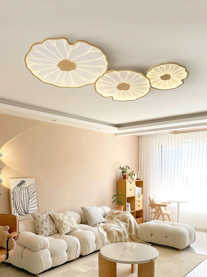 Organic Leaf-Inspired LED Ceiling Light with Wood-Grain Finish for Living Room & Bedroom