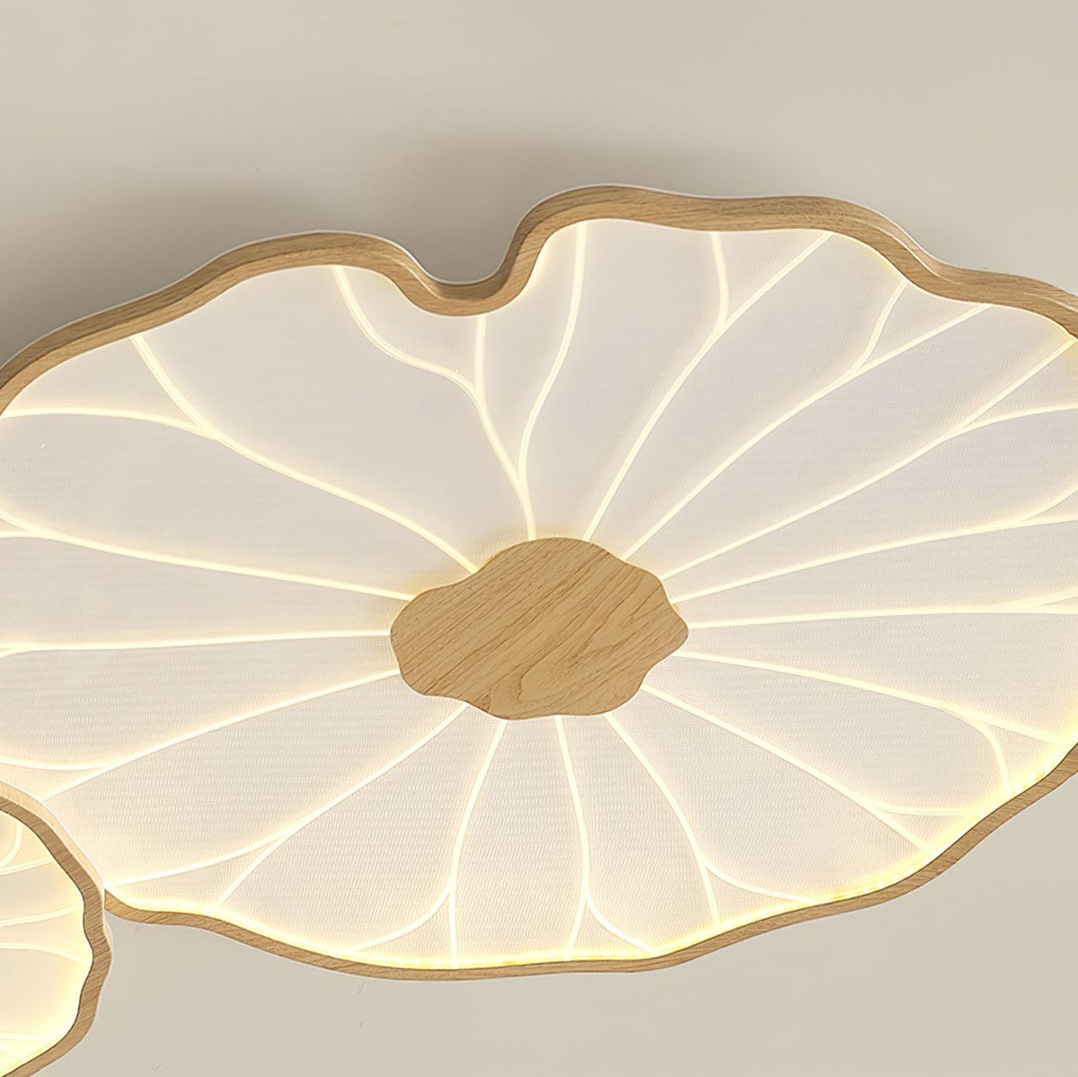 Organic Leaf-Inspired LED Ceiling Light with Wood-Grain Finish for Living Room & Bedroom
