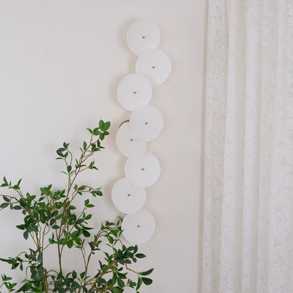Ceramic Petal Wall Sconce – Floral LED Light with Gold Metal Accents for Hallway, Bedroom & Living Room Decor