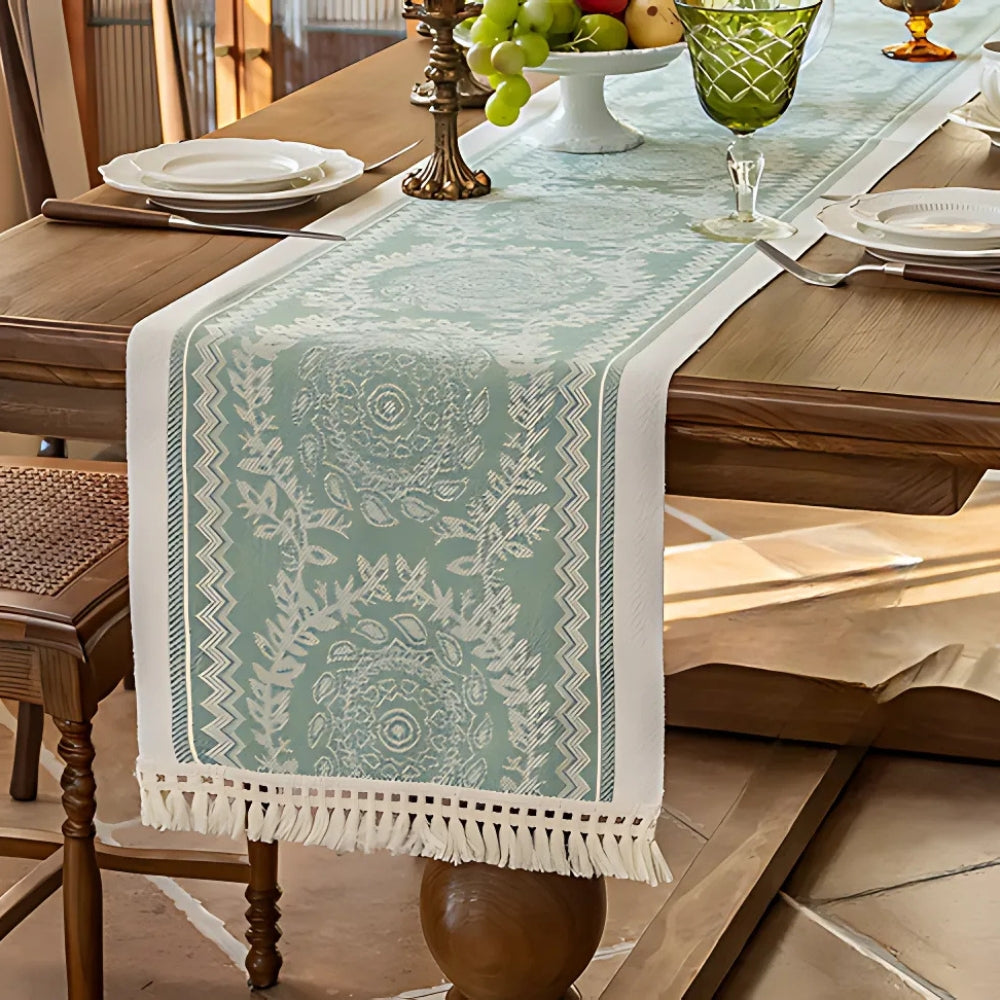 Luxe Linen Table Runner - Soft Woven Cotton Blend, Vintage Charm