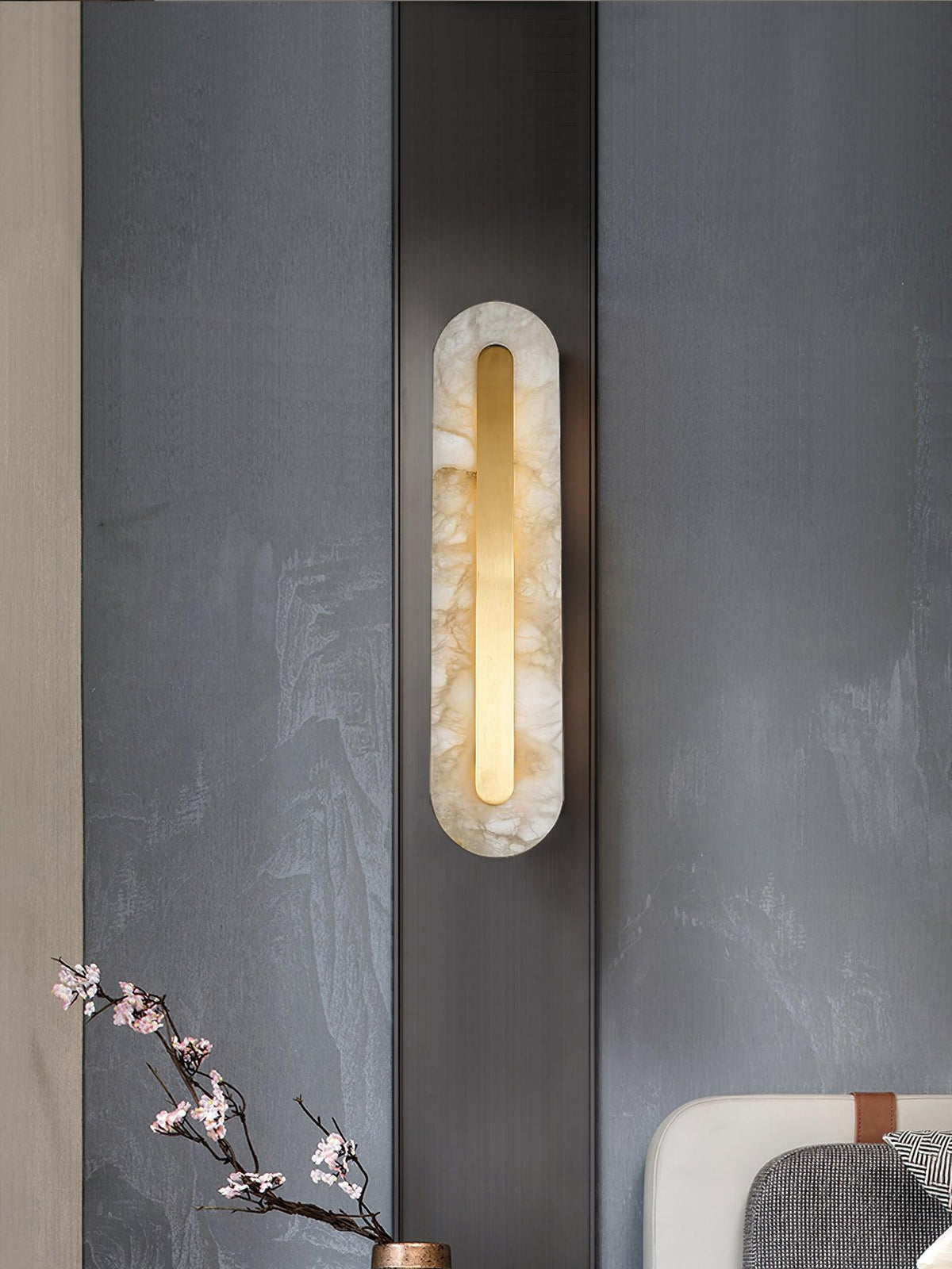 Alabaster Wall Sconce with Brass Accents – Modern LED Fixture for Living Room, Hallway & Bedroom