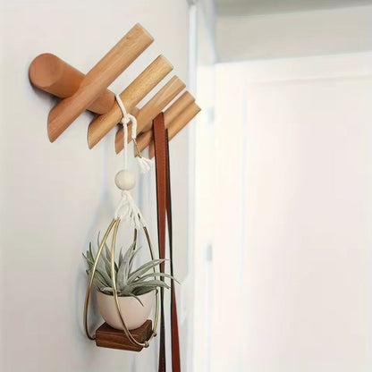 Organizador de pared Maven: Almacenamiento de madera para pared con ganchos para abrigos
