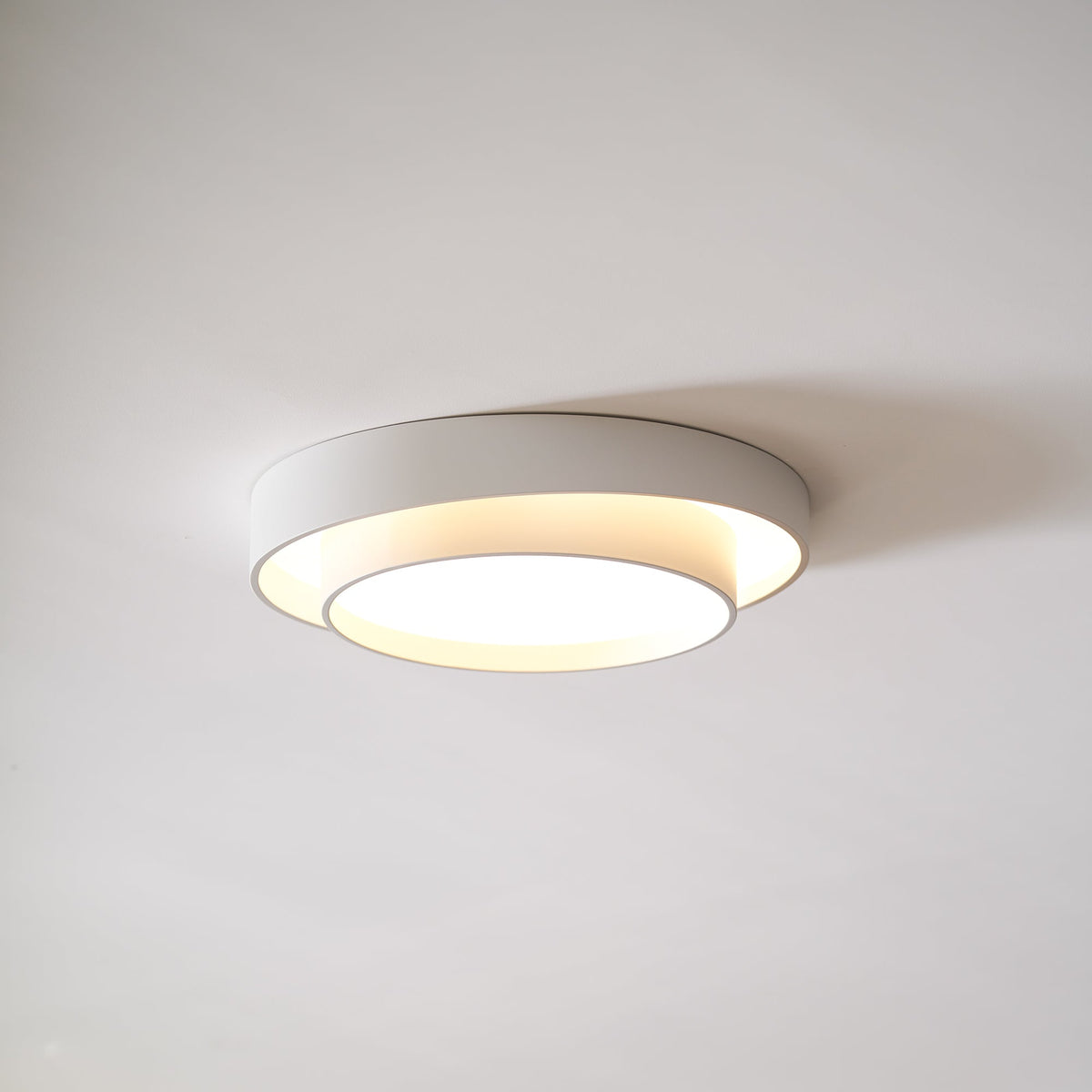 Round LED Flush Mount Light Fixture Metal White 16 20 24 Inch for Bedroom Living Room Office Modern Low Profile Overhead Lighting 3000K 4000