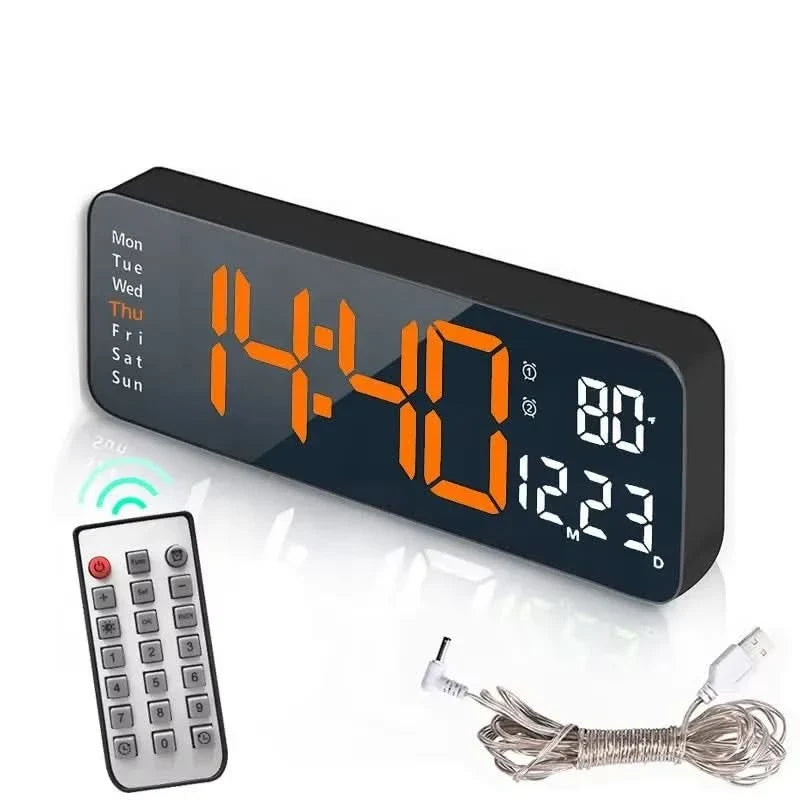 MINIMALUXE – USB LED Clock for Elegant Modern Interiors