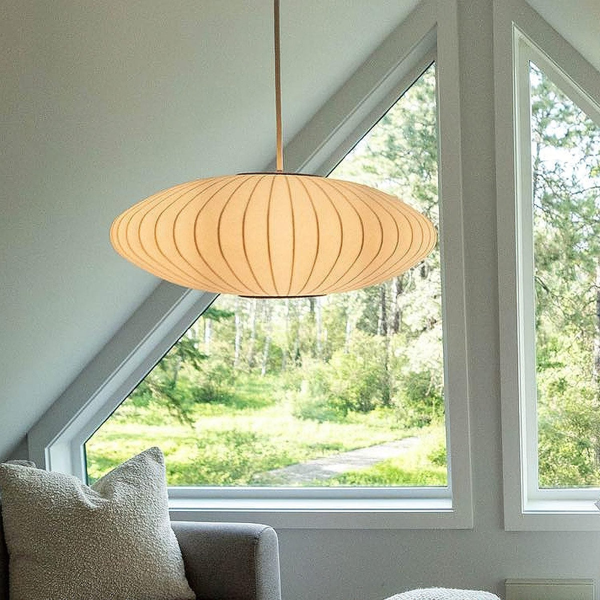 Modern White Pendant Lamp – Stylish Kitchen Pendant Lighting with Steel Wire Frame and Soft Organic Glow