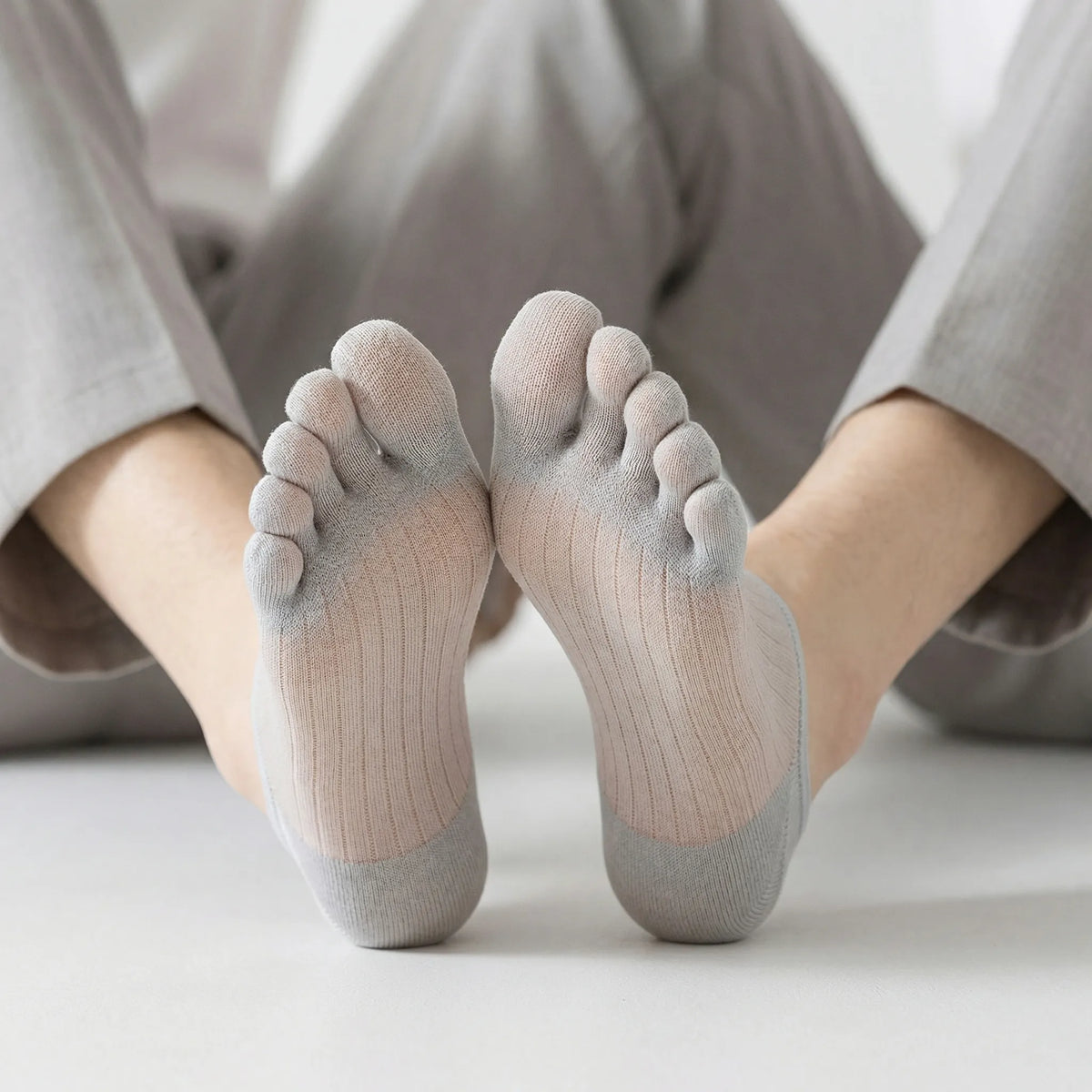Low-Cut Toe Socks with Grip for Women & Men – Five-Toe Design, Non-Slip Liner Socks for Loafers, Flats & Sneakers
