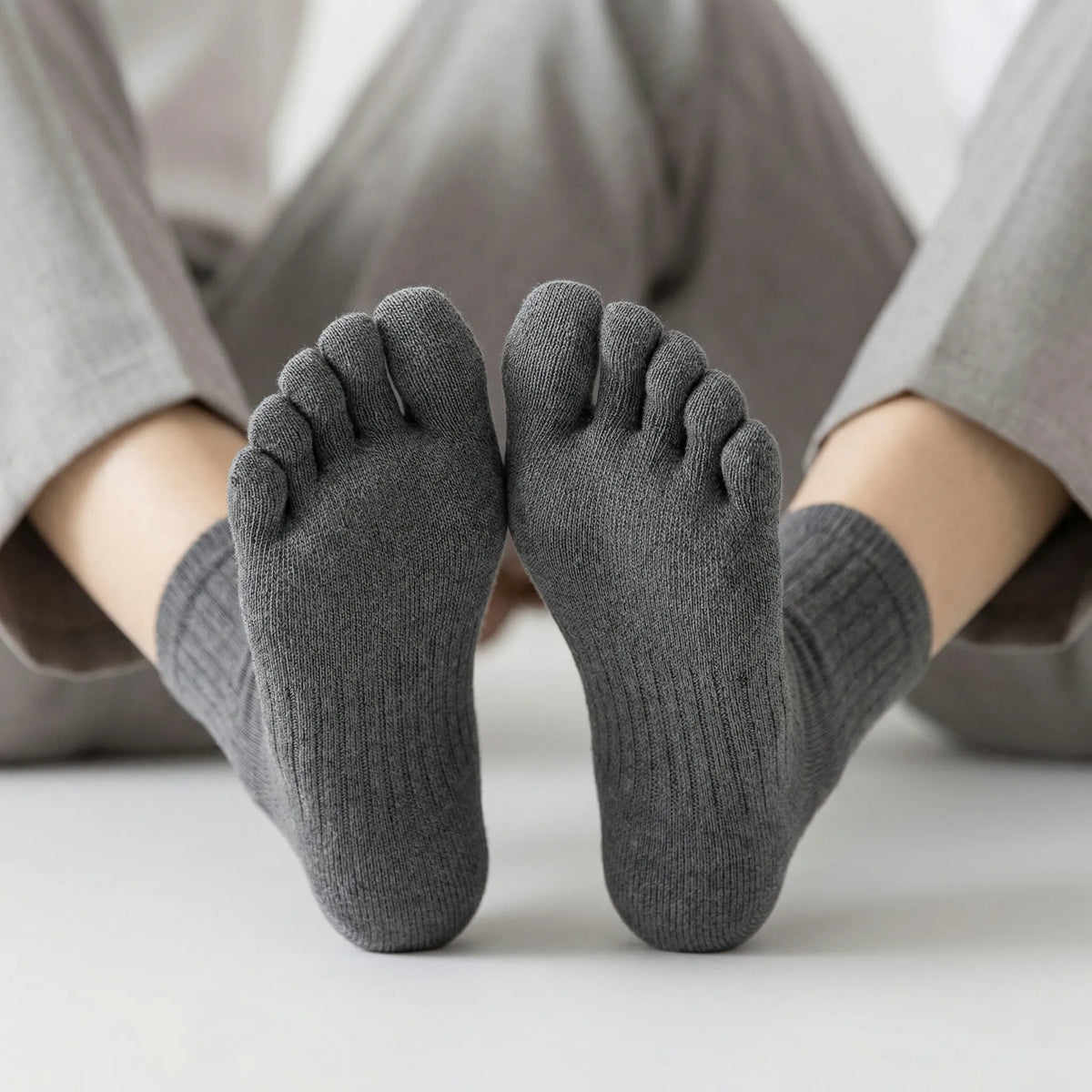 Low-Cut Toe Socks with Grip for Women & Men – Five-Toe Design, Non-Slip Liner Socks for Loafers, Flats & Sneakers