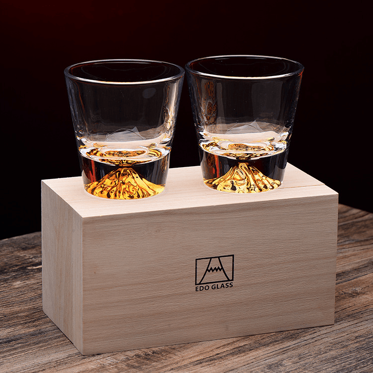 Mountain-Carved Rocks Glass with Wooden Gift Box – Handcut Crystal Tumbler for Spirits & Cocktails