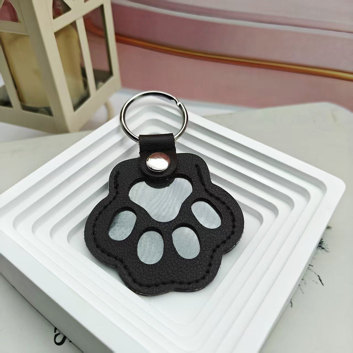 Pet Memorial Keychain with Hidden Keepsake Chamber – Leather Paw Print Charm for Dog & Cat Lovers