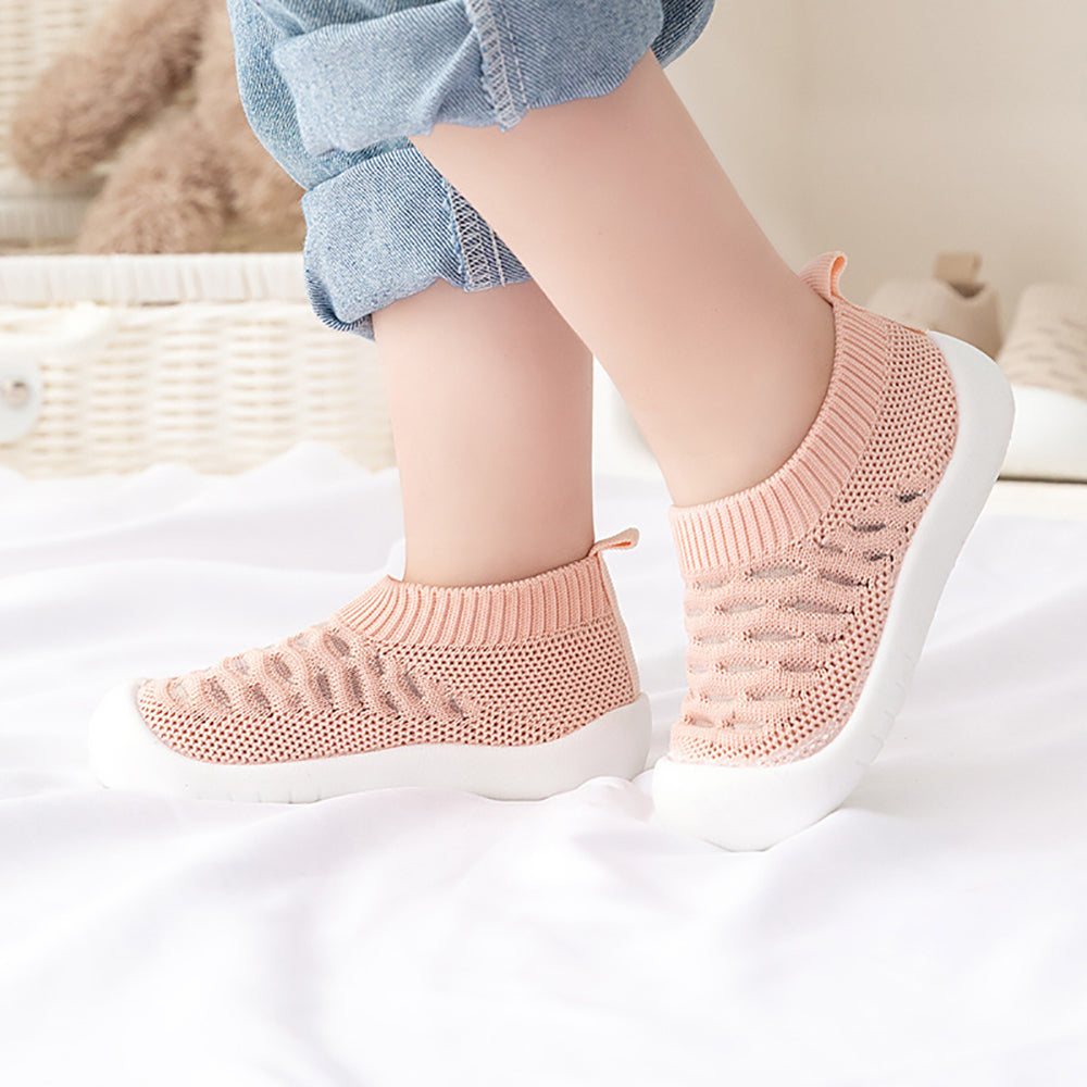 Toddler Non-Slip Sock Shoes – Breathable Mesh First Walkers for Baby Boys & Girls, Soft Sole Indoor Outdoor Footwear