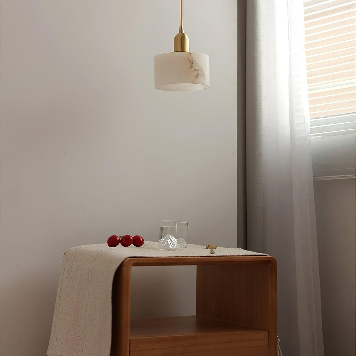 Lámpara colgante de alabastro de 5.5 pulgadas, accesorio de iluminación de latón blanco para isla de cocina, comedor, espacio pequeño, lámpara de techo con base E26 E27 para interiores