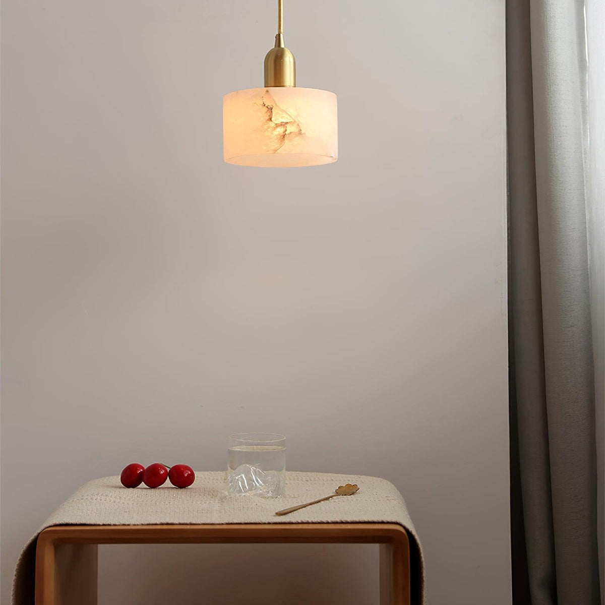 Lámpara colgante de alabastro de 5.5 pulgadas, accesorio de iluminación de latón blanco para isla de cocina, comedor, espacio pequeño, lámpara de techo con base E26 E27 para interiores