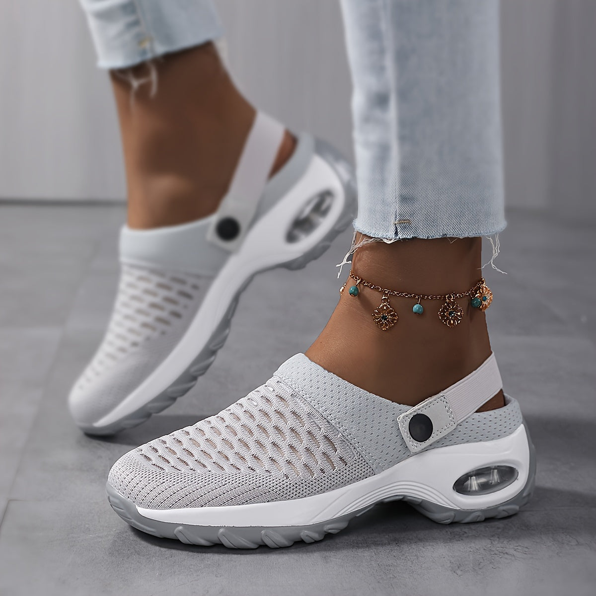 Women's Breathable Mesh Slip-On Clogs with Air Cushion Sole for All-Day Comfort and Joint Relief