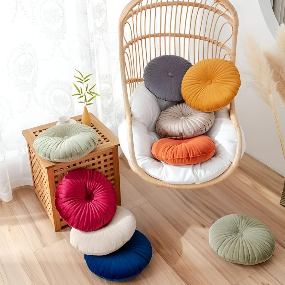Pavo Plush Cushion - Pumpkin Shape, Soft Polyester