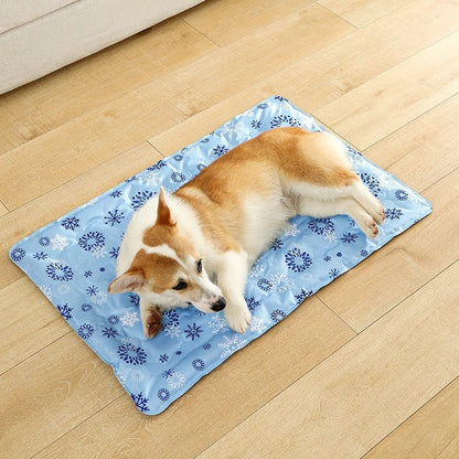 Pet Comfort | Dog Cooling Mat with Self-Cooling Gel Technology | Portable Solution for Summer Relief